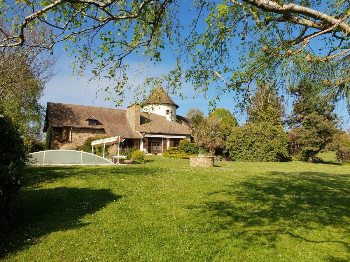Bed and Breakfast Le Fuchier Saint-Martin-de-Fressengeas Zewnętrze zdjęcie