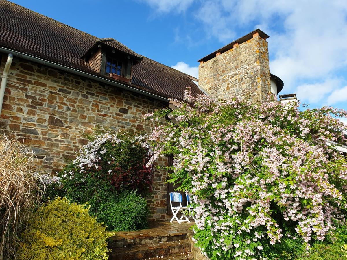 Bed and Breakfast Le Fuchier Saint-Martin-de-Fressengeas Zewnętrze zdjęcie